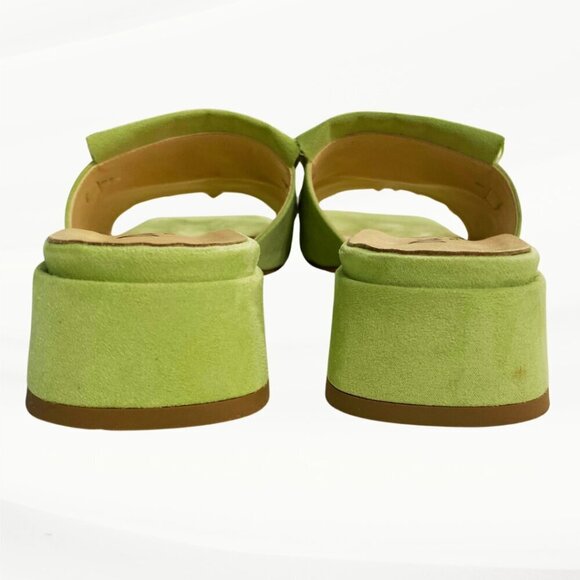 Vera Pelle Green Sandals with Gold Accents - Picture 3 of 12